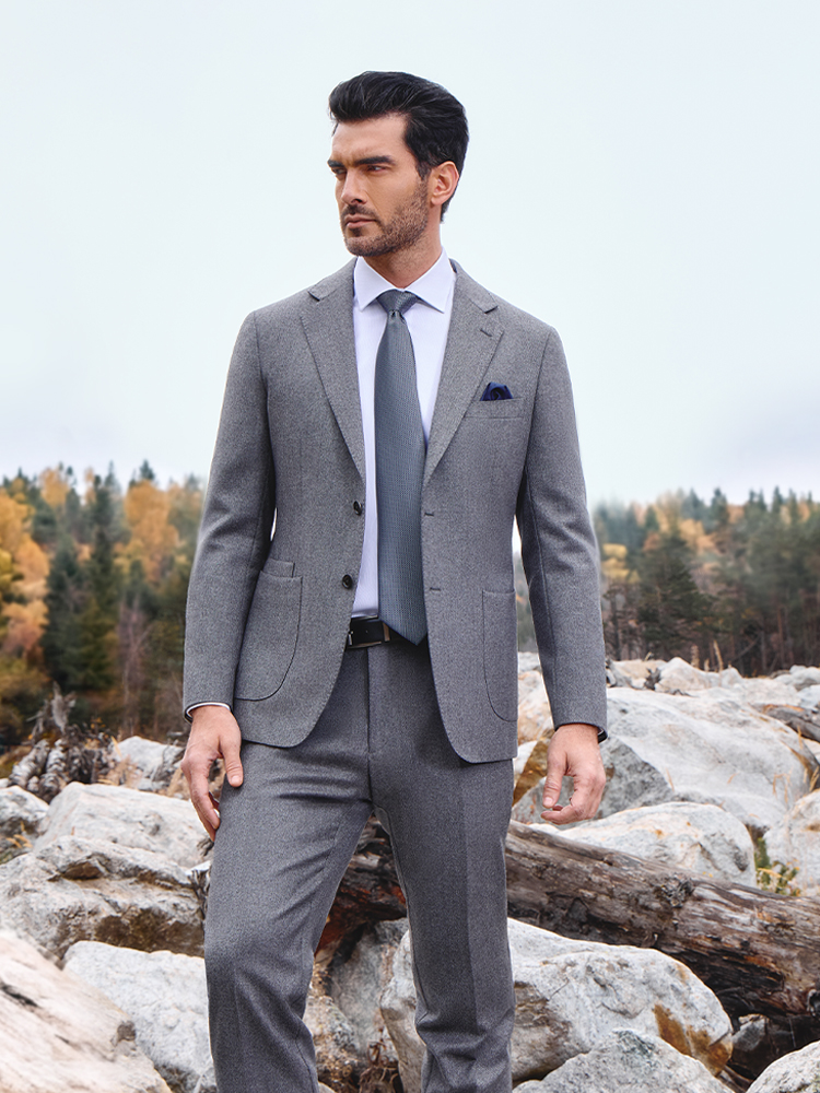 Весеннее обновление. До -50% на костюмы